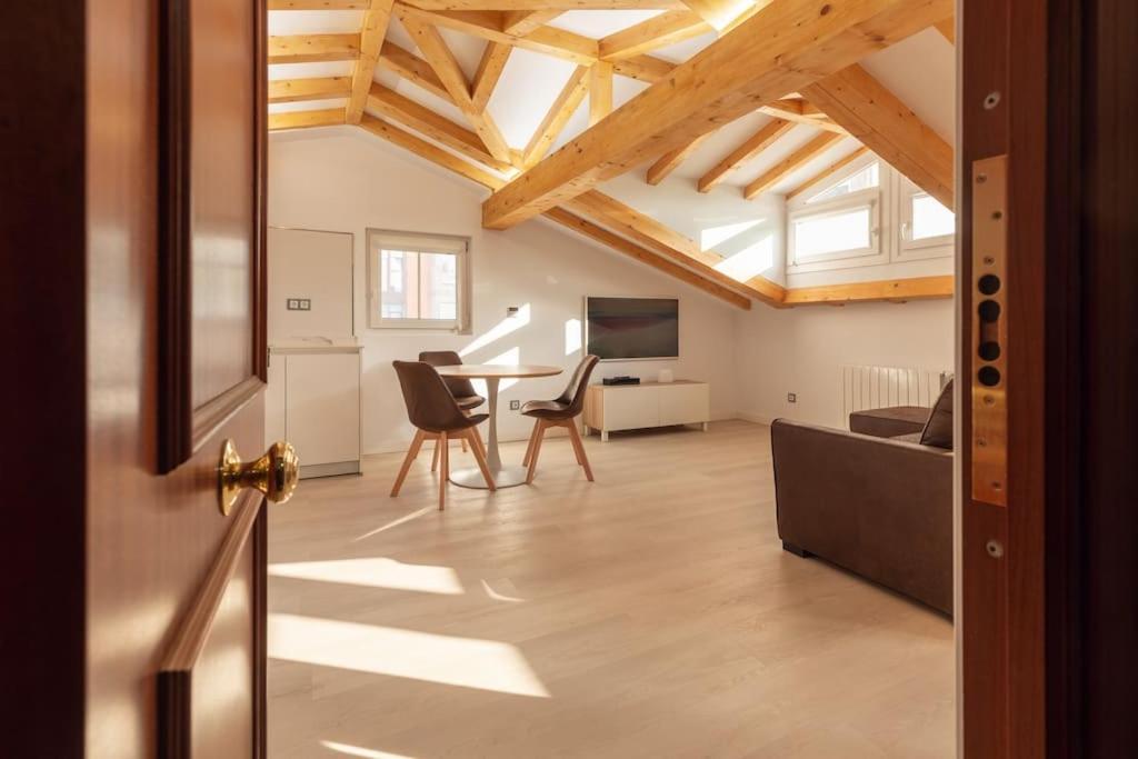 Apartment Apto. - Newly Refurbished! *